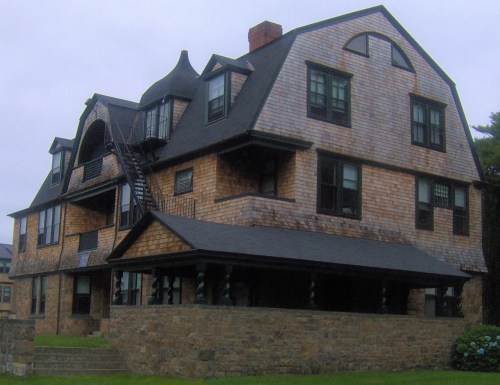 We stayed at Ochre Lodge, a residence hall at Salve Regina University. 